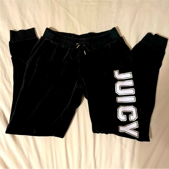 Juicy couture Y2Ktrack pants! Vintage rare stunning juicy pants! Hard to find
